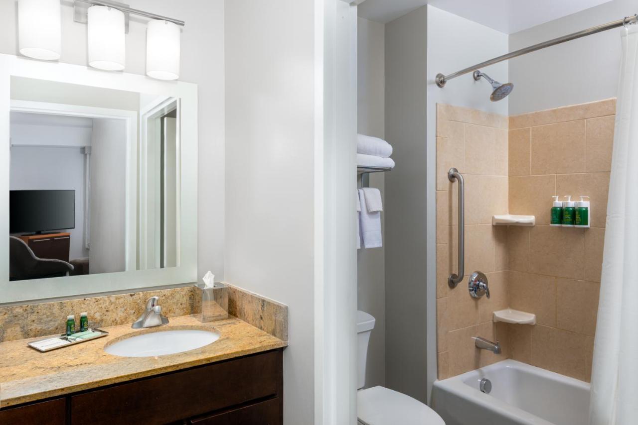 Towneplace Suites Buffalo Airport Cheektowaga Exteriör bild